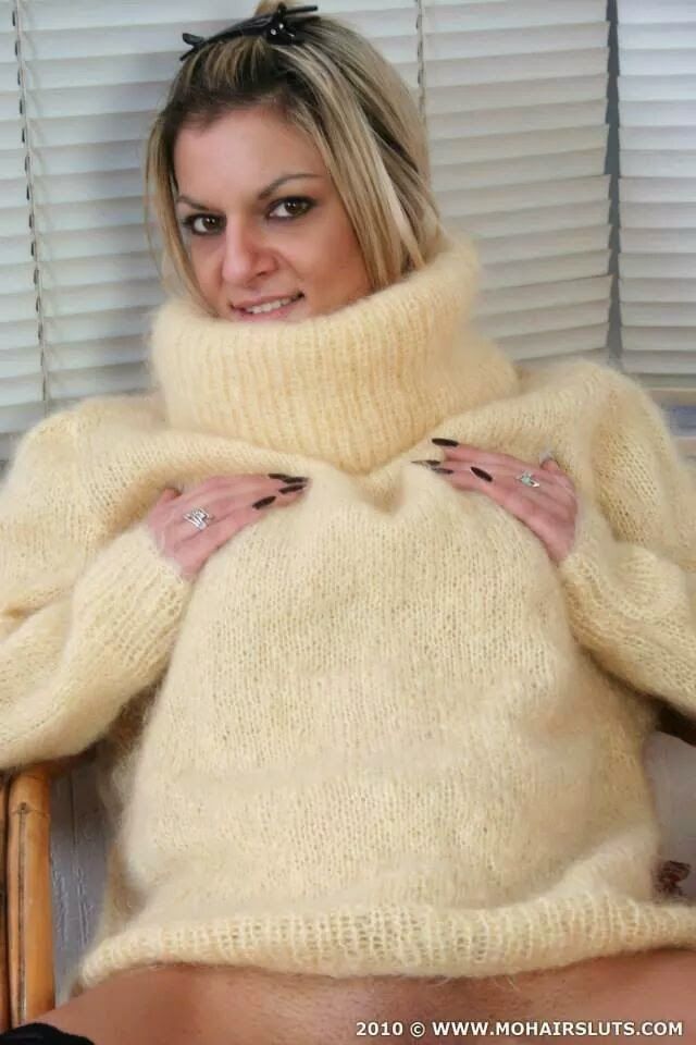 Sweater femdom